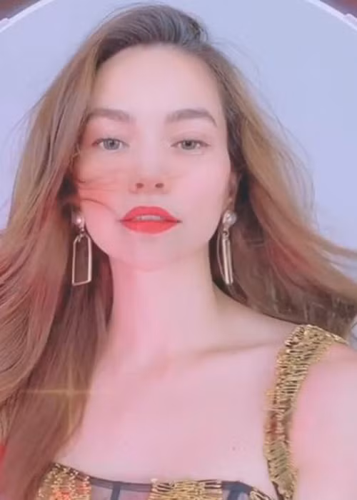 Nhan sắc gần đây của Hồ Ngọc Hà vẫn đẹp mặn mà.