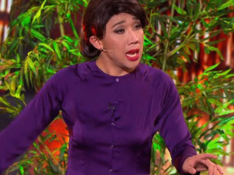 Trấn Thành còn từng gặp họa vì cải biên vở cải lương Tô Ánh Nguyệt. Giữa ồn ào bôi bẩn vở cải lương, danh hài bị Sở Văn hóa Thể thao TP.HCM phạt 32,5 triệu đồng. Ảnh: Vietnamnet