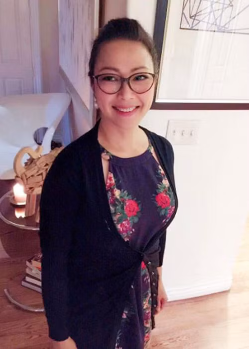 Mẹ của Lý Quí Khánh sở hữu nhan sắc không tuổi.