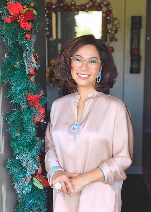 Anh từng khuyên mẹ: "Năm nay già rồi, mẹ bớt làm đi, số gì cực quá".