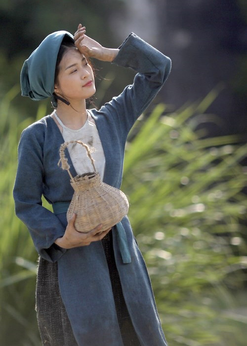 Trước "Tấm Cám: Chuyện chưa kể", sự nghiệp của Hạ Vi mờ nhạt. Vì vậy, nhiều người kỳ vọng vai diễn đầu tay có thể giúp hot girl bứt phá. Ảnh: Yan