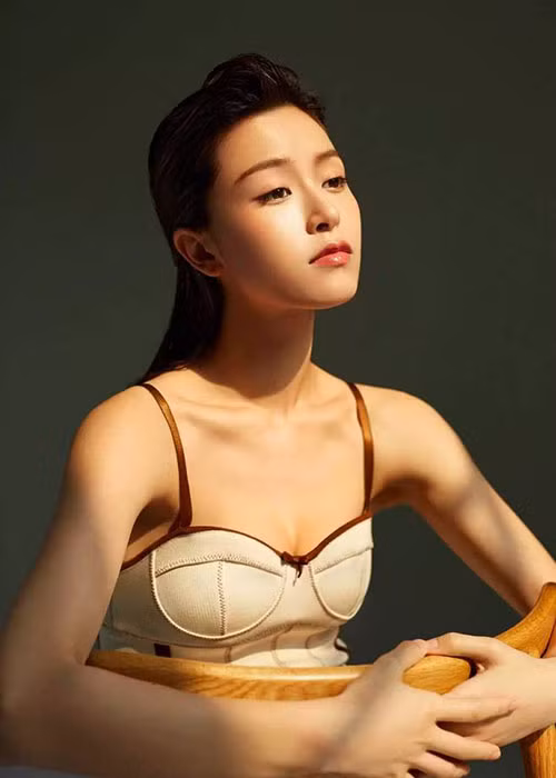 Văn Vịnh San từng đóng Vương Ngữ Yên trong "Thiên long bát bộ 2019".