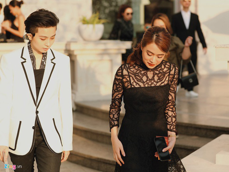 Năm 2018, Chi Pu vướng tin đồn tình cảm rạn nứt với Gil Lê. Sau đó, đến năm 2019, Gil Lê bắt đầu thân thiết Hoàng Thùy Linh. Ảnh: Zing