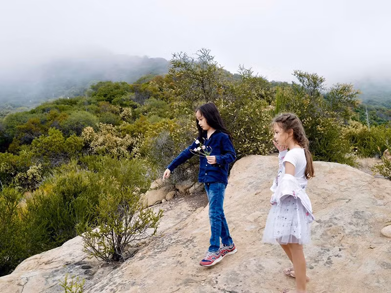 Bé Tôm và Tép - cặp song sinh của Hồng Nhung đều lớn phổng phao. Được biết, khi chồng cũ của Hồng Nhung lộ diện bên vợ mới, bé Tôm và Tép bị sang chấn tâm lý. Sau đó, nhờ mẹ và thầy cô, các bé đã vượt qua.