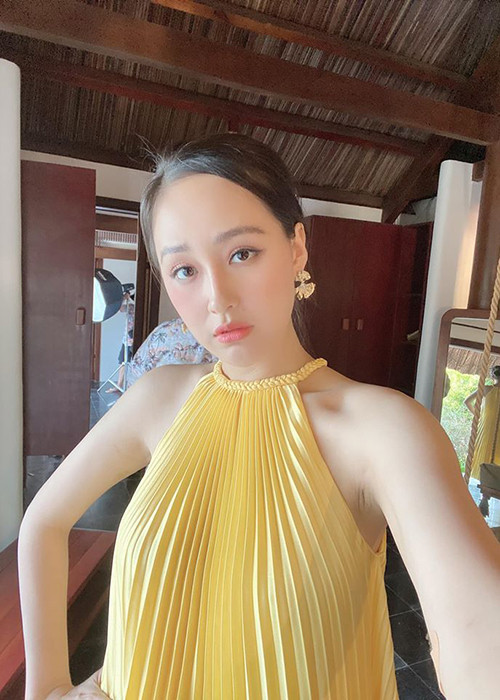 Hoa hậu Việt Nam 2006 chia sẻ, cô phải tập luyện chăm chỉ và áp dụng những liệu trình giảm béo.