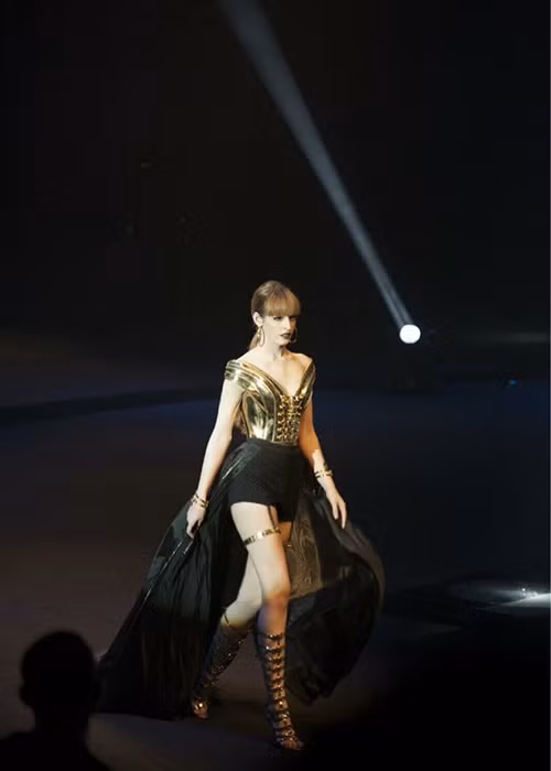 Từ năm 2012, An Tây thay đổi hình ảnh người mẫu ngây thơ, hồn nhiên sang hướng gợi cảm.