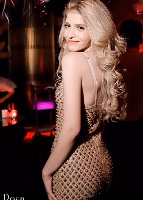 Từ năm 2015 đến năm 2017, An Tây gần như không tham gia hoạt động giải trí để công chúng quên đi những ồn ào đời tư.