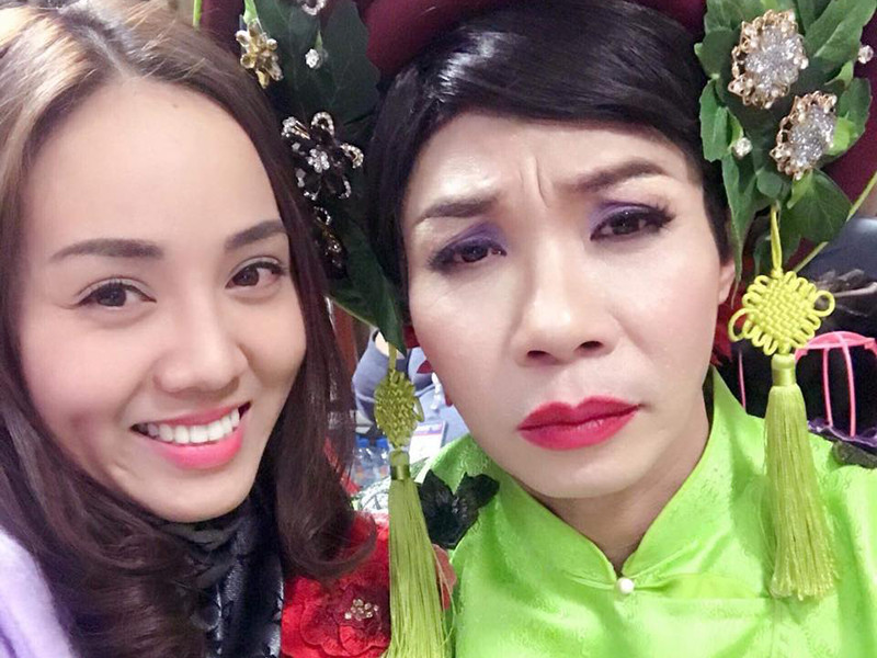 NSND Công Lý không chỉ qua 3 lần đò mà còn hơn Ngọc Hà đến 15 tuổi.