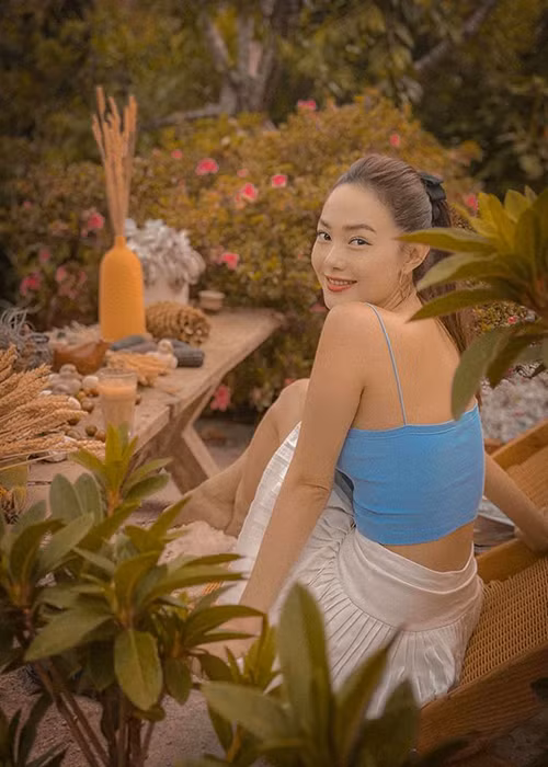 Về chuyện cưới xin, Minh Hằng hé lộ bạn trai không hối thúc vì anh hiểu cô thực sự muốn gì, cũng chẳng dám giục cưới.