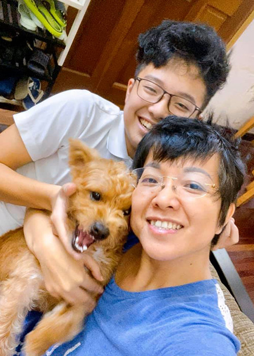 Trong một chương trình truyền MC Thảo Vân từng tâm sự cô mắc bệnh teo thùy não nên trí nhớ bị suy giảm rất nhiều. Nữ MC cho biết, cô phải động viên mình sống vui với thực tại. Mới đây, cô khiến bạn bè lo lắng khi chia sẻ quên mất cuộc hẹn với người quen dù không có lịch công việc hay công tác gì đột xuất.