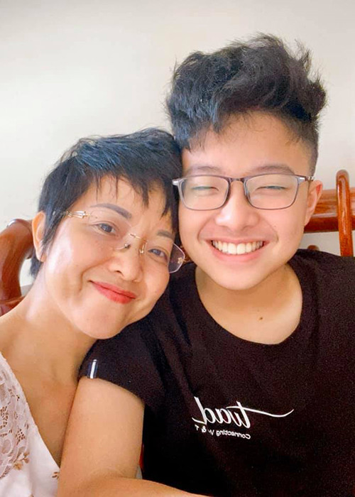 Nữ MC làm mẹ đơn thân trong những năm qua.