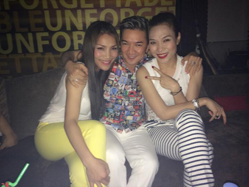 Trong showbiz Việt, ngoài Đàm Vĩnh Hưng, Hồng Ngọc còn có tình bạn đẹp với Mỹ Tâm.