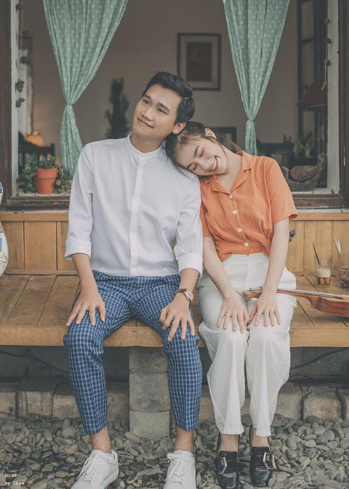 Sau hiệu ứng của phim, cả hai liên tục tung ra bộ ảnh lãng mạn bên nhau. Ảnh: FBNV