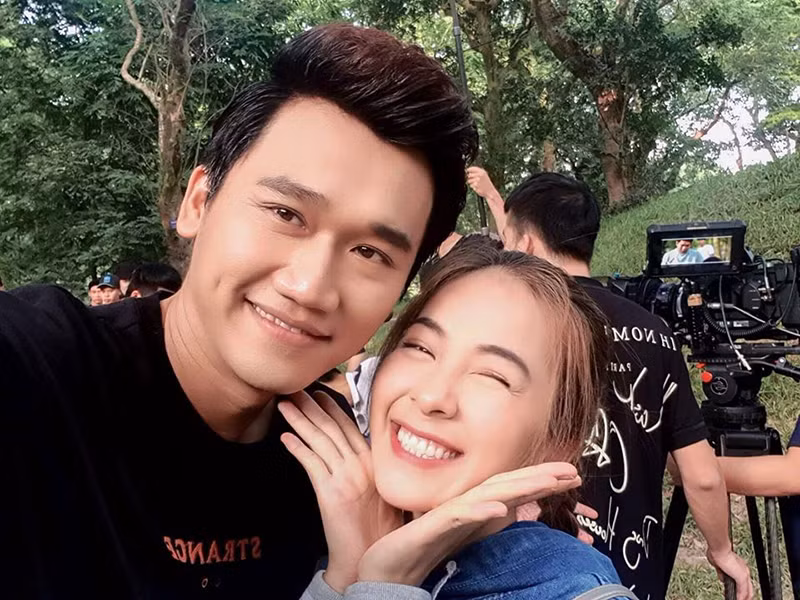 Loat anh tinh tu cua Xuan Nghi va hot girl “Nha tro Balanha“