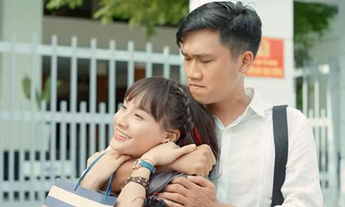 Qua khu ngheo kho hup chao qua ngay cua Xuan Nghi “Nha tro Balanha”