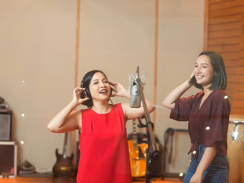 Hai con gai xinh dep, tai nang cua diva My Linh - Anh Quan