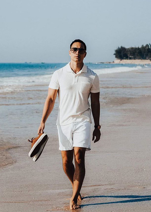 Hà Hồ từng cho biết, cô và Kim Lý đã tự chủ về vấn đề tiền bạc. Mỗi người đều có công việc riêng nên không bị áp lực về kinh tế.