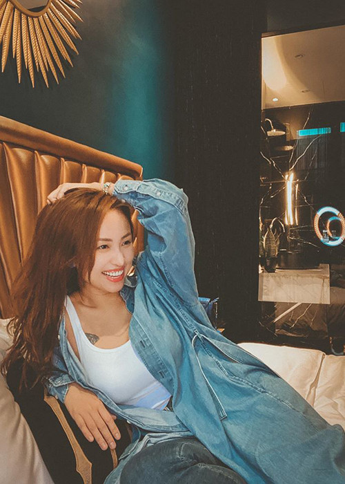 Nữ MC đang chuẩn bị đám cưới nhưng chưa tiết lộ thời gian và địa điểm.