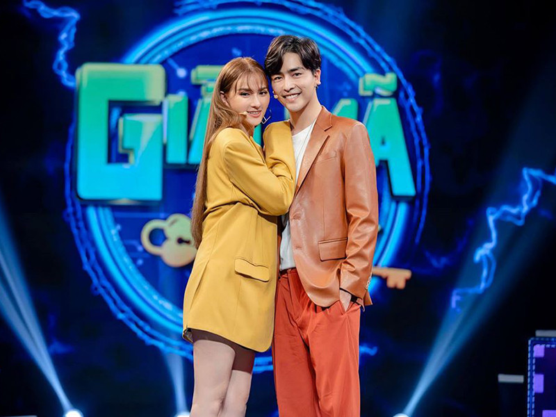 Thu Thủy chia sẻ, trải qua scandal, cô càng yêu thương gia đình mình nhiều hơn. "Những góp ý chân thành, quan tâm, văn minh Thủy tiếp thu hết để lấy đó làm kinh nghiệm làm bài học cho mình và vẫn cứ đặt gia đình lên hàng đầu", nữ ca sĩ nói.