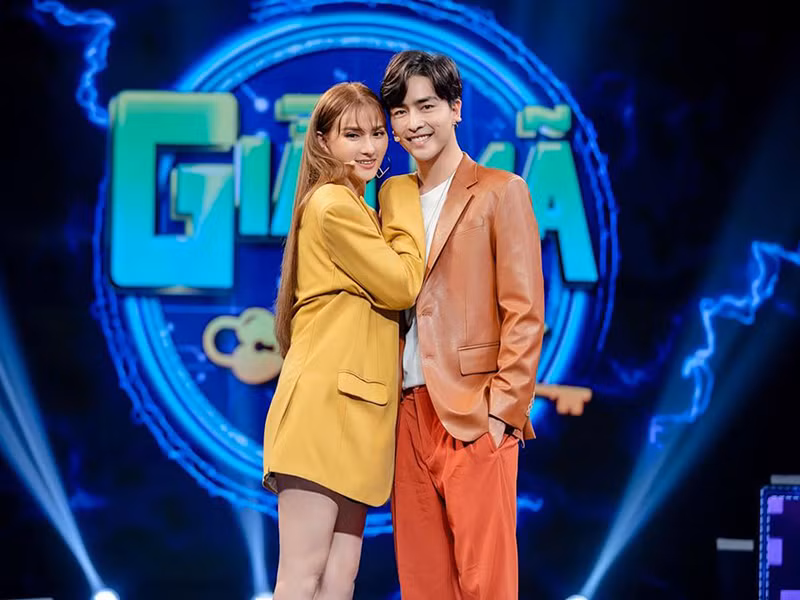 Thu Thủy chia sẻ, trải qua scandal, cô càng yêu thương gia đình mình nhiều hơn. "Những góp ý chân thành, quan tâm, văn minh Thủy tiếp thu hết để lấy đó làm kinh nghiệm làm bài học cho mình và vẫn cứ đặt gia đình lên hàng đầu", nữ ca sĩ nói.