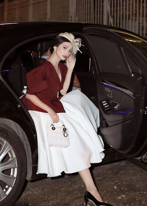 Top 100 gương mặt đẹp nhất thế giới vào năm 2014 tự nhủ bản thân không được suy nghĩ tiêu cực, đặt niềm tin vào bác sĩ và giữ lạc quan trong cuộc sống.