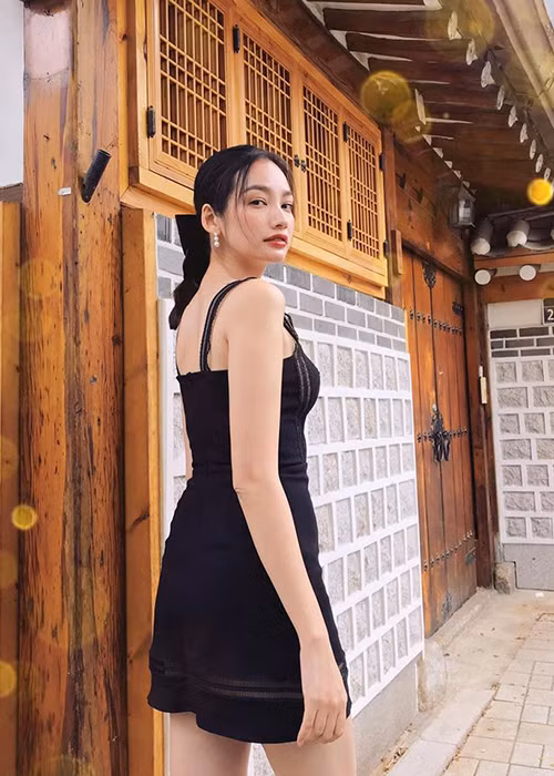 Top 100 guong mat dep nhat TG Truc Diem bi cuong giap gio ra sao?