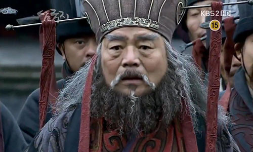 Trong lien quan phat Dong Trac, con co mot nguoi nua that long muon danh