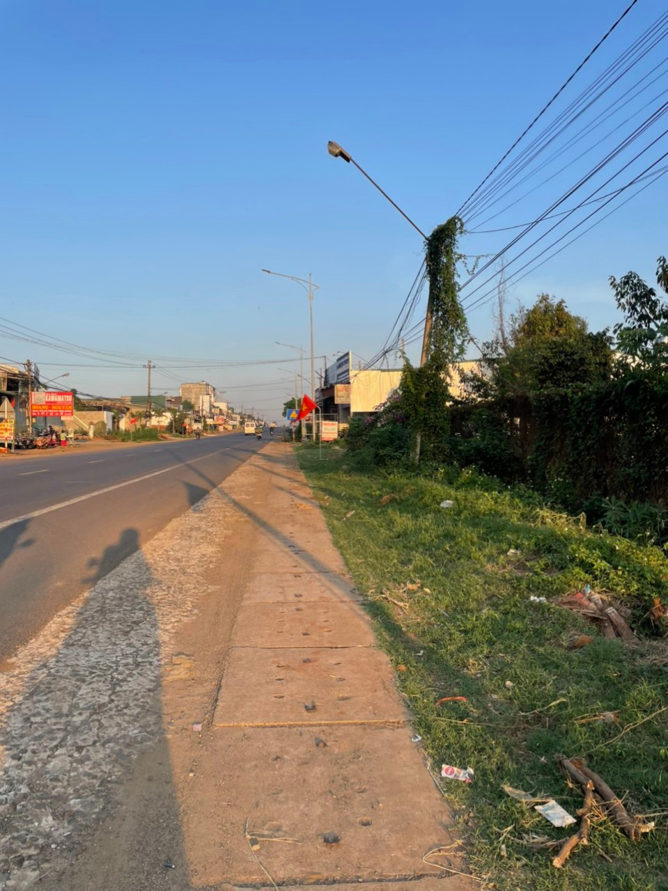 Huyện Krông Pắc - Đắk Lắk: Những bóng đèn chưa 1 lần phát sáng? Huyen Krong Pac - Dak Lak: Nhung bong den chua 1 lan phat sang?