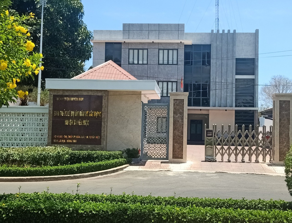 BR-VT: Ban QLDADTXD huyen Xuyen Moc mo lai goi thau xay dung 18 ty-Hinh-3