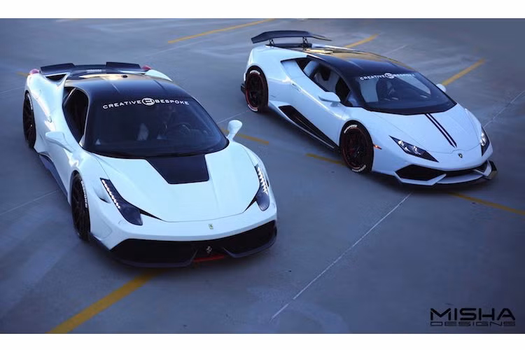 Dù đều sử dụng chung bộ mâm 21 inch 5 cánh kép của Giovanna nhưng thiết kế của 2 bộ bodykit dành cho 2 mẫu siêu xe này lại hoàn toàn khác nhau. Trong đó, Lamborghini Huracan đơn giản hơn khi Misha Designs chỉ sửa đổi lại phần dưới cản trước và sau của xe, đồng thời lắp thêm cánh gió phía sau.