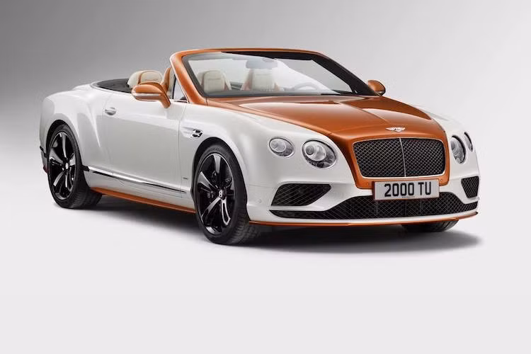 Để phục vụ cho những "đại gia", hãng siêu xe sang Bentley đã có riêng bộ phận cá nhân hóa Mulliner để tạo ra những chiếc xe 100% theo ý muốn của các khách hàng cá tính này. Toàn bộ các dòng xe cảu Bentley đều có thể được đặt hàng qua Mulliner, bao gồm cả chiếc mui trần Bentley Continental GT Convertible V8 S có giá "rẻ" nhất.