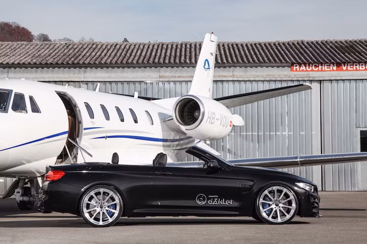 Sau khi độ lại, chiếc M4 mui trần của Dahler đã có thể tăng tốc từ 0-100 km/h trong khoảng hơn 3 giây và đạt tốc độ tối đa không giới hạn ở mức 327 km/h.