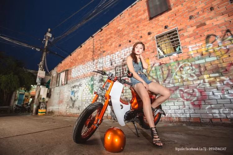 Theo thời gian, trước sự xuất hiện của nhiều dòng xe mới, Cub 81 đã dần bị "thất sủng" và trở thành "xe thồ", hay công cụ chuyên chở hàng hóa của những người lao động nghèo.