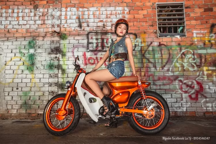 Tuy nhiên với sự phát triển manh mẽ của mạng xã hội trên Internet, Honda Super Cub 81 cùng với nhiều thế hệ Cub khác đã "hồi sinh" và được khá nhiều người độ lại theo các phong cách khác nhau trên thế giới, trong đó có phong cách Street Cub.