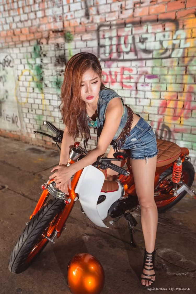 Trên Thế giới, những chiếc Honda Super Cub độ theo phong cách Street Cub đang rất được ưa chuộng, đặc biệt là tại Anh, Malaysia và Indonesia.