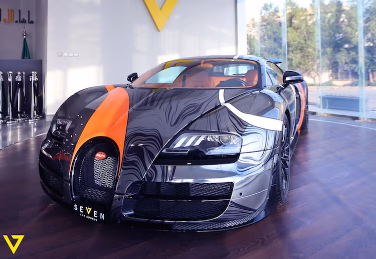 Với số lượng sản xuất chỉ 45 chiếc, Bugatti Veyron Supersport hiện vẫn đang nắm giữ "ngôi vương" là chiếc siêu xe nhanh nhất Thế giới. Việc là phiên bản mui kín cuối cùng của dòng Veyron càng khiến cho Supersport trở nên đặc biệt.