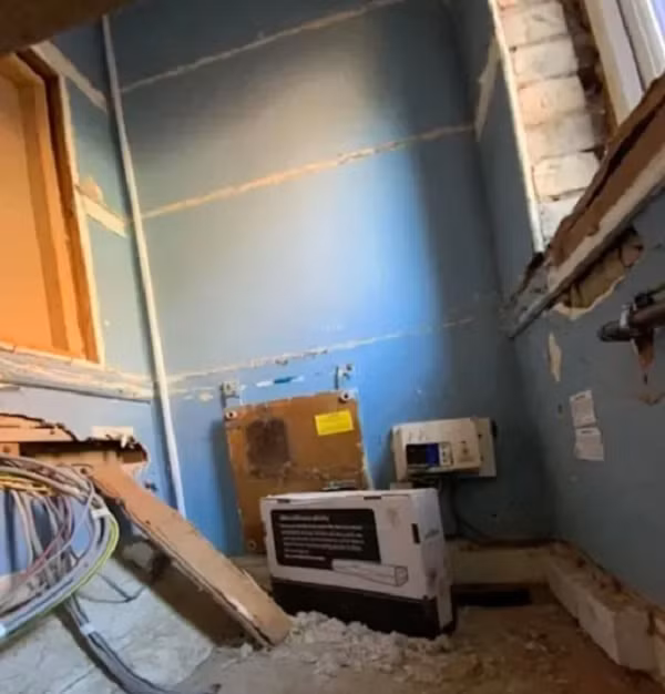 Thue nha de o, cap doi phat hien “dieu bi an” sau tu bep-Hinh-3