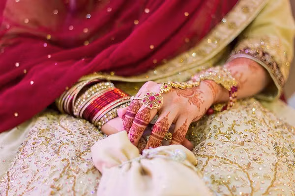 Chong dung thu doan khong tuong doat mang vo cu va hon the