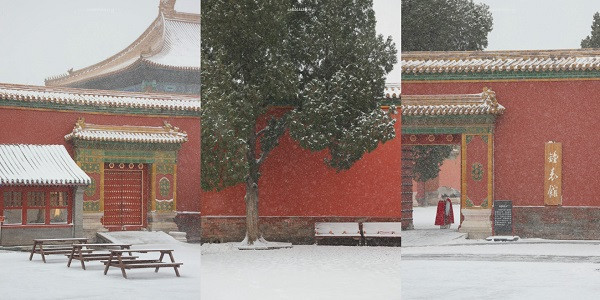 Sắc đỏ của tường thành hòa với màu trắng của tuyết biến nơi đây đẹp ở mọi ngóc ngách.