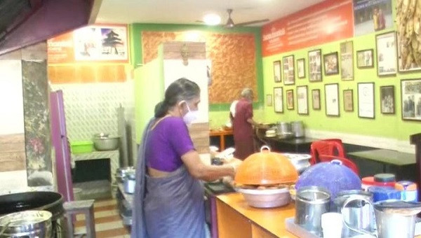 Cap vo chong di vong quanh the gioi bang cach khong ai ngo toi-Hinh-3