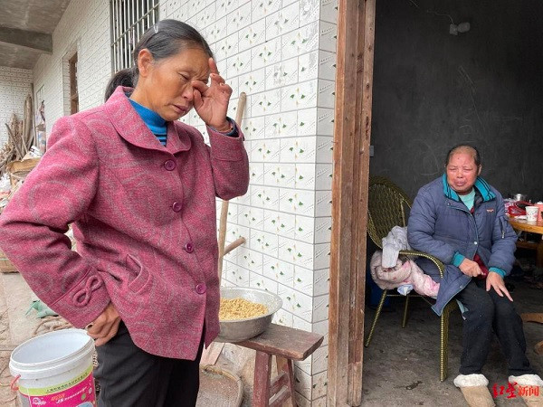 Kien quyet doi ly hon, vo bi chong chem trong thuong-Hinh-2