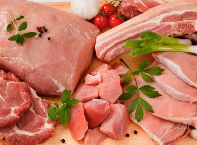 Các nghiên cứu chỉ ra rằng những người tiêu thụ một lượng chất béo chuyển hóa cao hơn có nguy cơ mắc bệnh Alzheimer, trí nhớ kém hơn và suy giảm nhận thức.