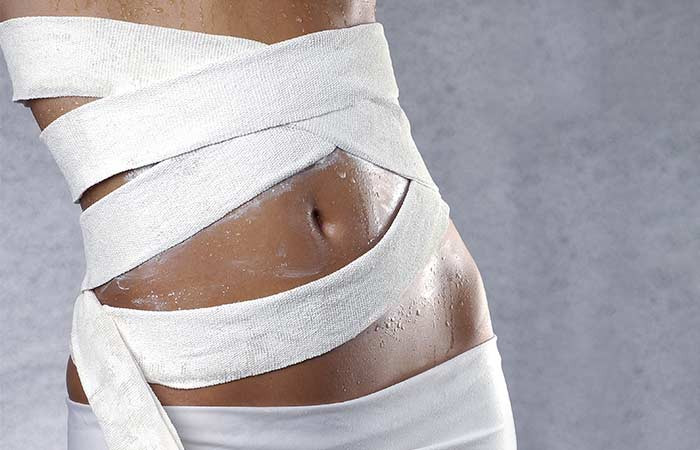 Ngoài ra, bạn có thể sử dụng đai quấn bụng để làm săn chắc cơ bụng của mình.