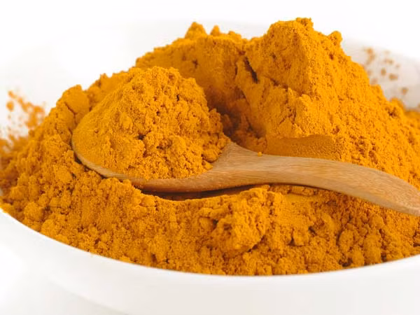 Nghệ. Các nhà khoa học phát hiện rằng, chất curcumin - một trong những thành phần chính có trong củ nghệ - dường như có khả năng làm trì hoãn những tổn hại về gan, là nguyên nhân dẫn đến bệnh xơ gan.