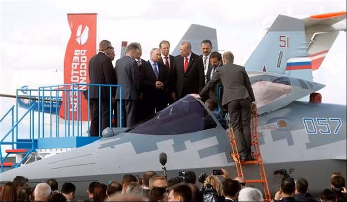 Đúng như dự đoán, trong cuộc xung đột giữa Athens và Ankara, Paris cũng như các nước châu Âu khác tuyên bố sẵn sàng hỗ trợ người Hy Lạp.