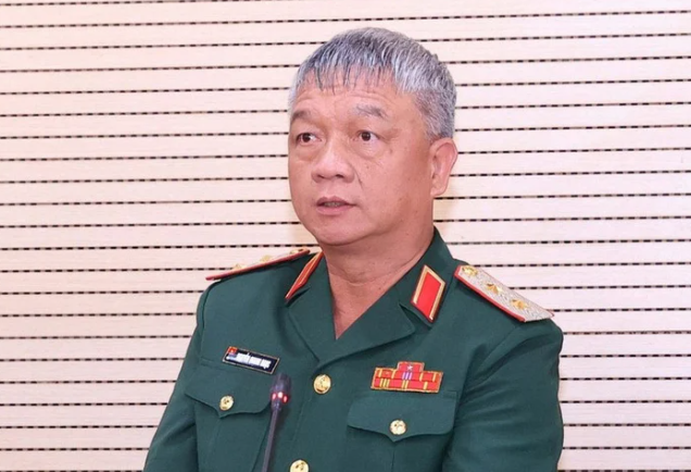 Trước tháng 12/2016, Trung tướng Nguyễn Quang Ngọc là Chỉ huy trưởng Bộ Chỉ huy Quân sự tỉnh Nam Định. Từ tháng 12/2016, ông là Phó Tư lệnh Quân khu 3. 