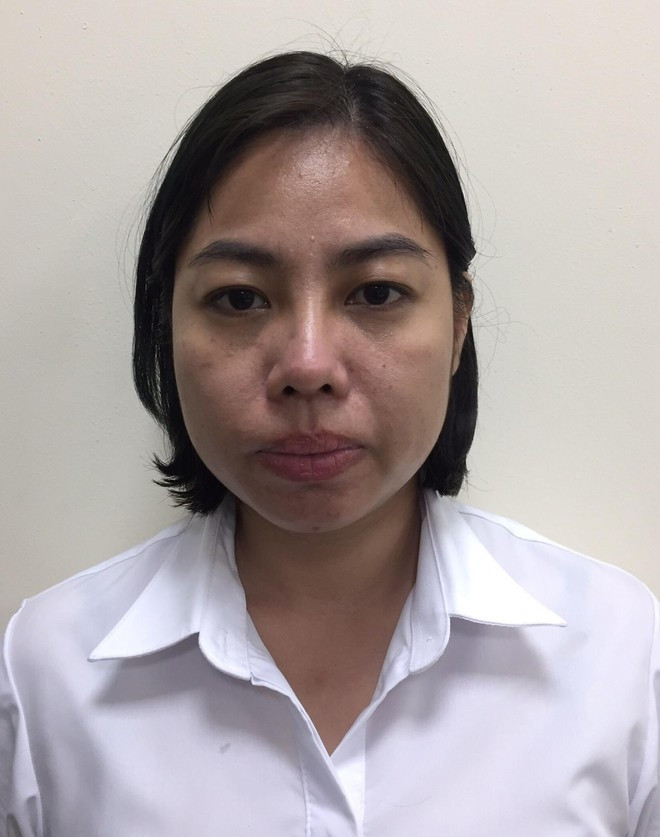  Khởi tố nữ Tổng Giám đốc chuyên lừa đảo du học Hàn Quốc: Ngày 18/4, Công an quận Bắc Từ Liêm, Hà Nội cho biết đã khởi tố vụ án, khởi tố bị can, ra lệnh tạm giam đối với Đinh Thị Quỳnh (SN 1988, trú TP Phủ Lý, tỉnh Hà Nam) để điều tra về tội 'Lừa đảo chiếm đoạt tài sản' thông qua hình thức thu tiền của những người có nhu cầu đi du học Hàn Quốc.