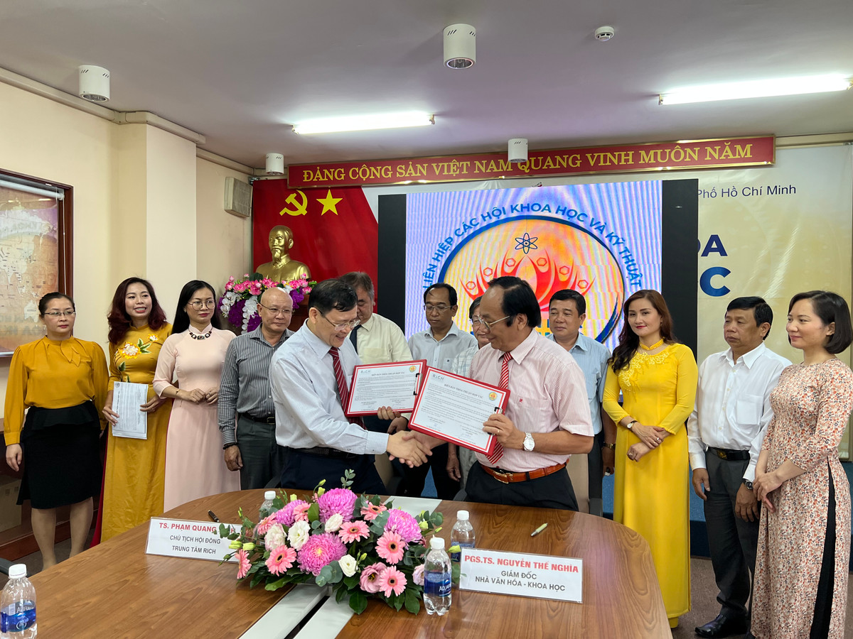 Day manh xay dung khong gian van hoa Ho Chi Minh ben vung-Hinh-2