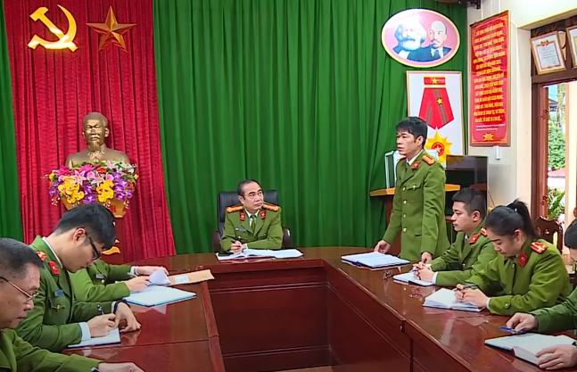 Thò Mí Chính và đồng phạm nhận tội có thể nói là một thành công lớn của chuyên án. Tuy nhiên, ban chuyên án vẫn còn nhiều trăn trở. Bởi sau khi Chính và đồng phạm nhận tội thì trên địa bàn các huyện Đồng Văn, Mèo Vạc, Yên Minh vẫn tiếp tục xảy ra những vụ mua bán người. Ban chuyên án lúc này đặt ra khả năng còn một nhóm đối tượng khác đang thực hiện hành vi phạm tội này trên địa bàn nên đã quyết định mở rộng chuyên án. 