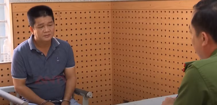 Qua đấu tranh tại Công an huyện Cái Bè (tỉnh Tiền Giang), bằng các tài liệu, chứng cứ, đối tượng Vũ đã khai nhận chính mình là người đã gây ra vụ trộm cắp tài sản vào ngày 15/3/2021 tại huyện Cát Tiên và nhiều vụ khác trên địa bàn tỉnh. 